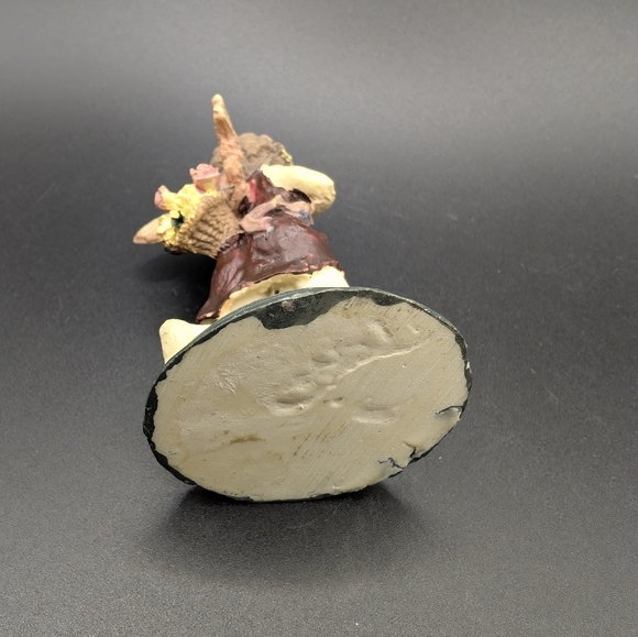 Flower cherub figurine - Picture 3 of 5